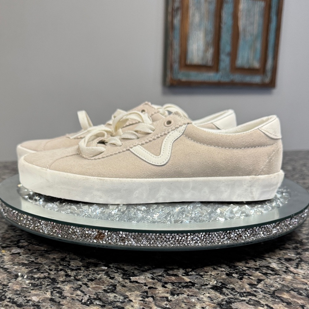 Vans Women's Beige Suede Sneakers NEW 10